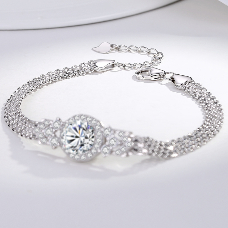 새로운 2 캐럿 D 컬러 VVS1 Moissanite  - Lobster Clasp Silver 리뷰 및 가격